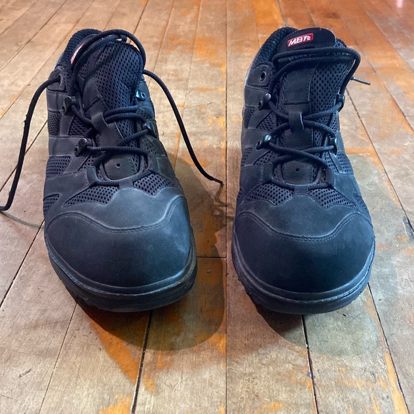 MBT men’s size 13 - Picture 1 of 4